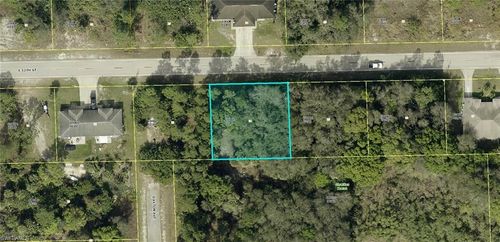 1702 E 12th St, LEHIGH ACRES, FL, 33972-3127 | Card Image