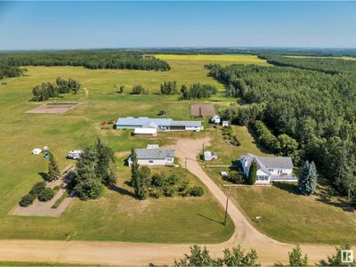 2208 Township Road 475, House other with 4 bedrooms, 3 bathrooms and null parking in Sunnybrook AB | Image 1