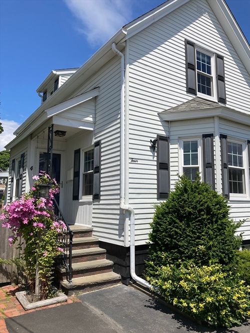 4 Waite St, Salem, MA, 01970-4123 | Card Image