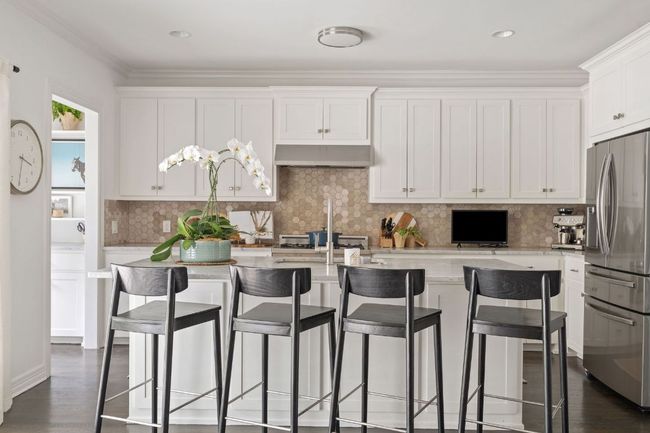 1711 Mohle Dr, House other with 5 bedrooms, 5 bathrooms and 3 parking in Austin TX | Image 11