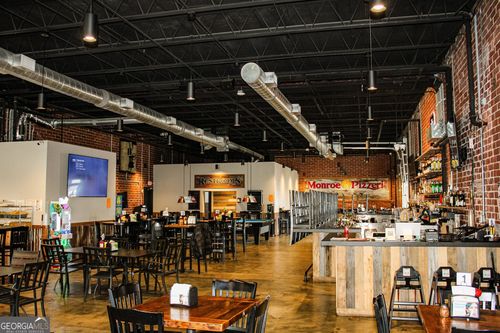 138 N Midland Ave, Monroe, GA, 30655-2328 | Card Image