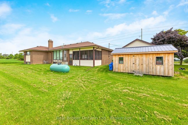 9110 10 Th Line, House other with 3 bedrooms, 1 bathrooms and 8 parking in Norval ON | Image 33