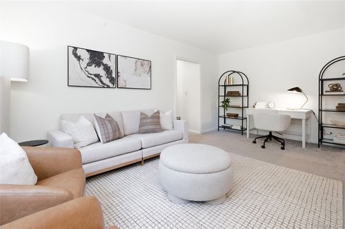 1j-11 Bryant Cres, White Plains, NY, 10605-2712 | Card Image