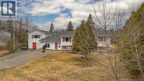 49 Swanton Dr, Quispamsis, NB, E2E4T3 | Card Image