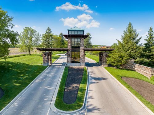 234-7020 Grand Geneva Way, Lake Geneva, WI, 53147-5105 | Card Image