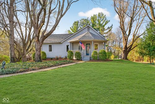 1247 Money Ln, Danville, IN, 46122-8903 | Card Image