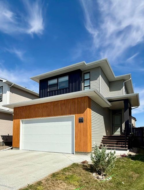 1219 Pacific Cir W, Lethbridge, AB, T1J5V4 | Card Image