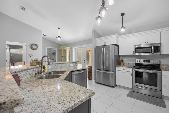 3109 E Bryant Ave, House other with 2 bedrooms, 2 bathrooms and 1 parking in BELL FL | Image 13