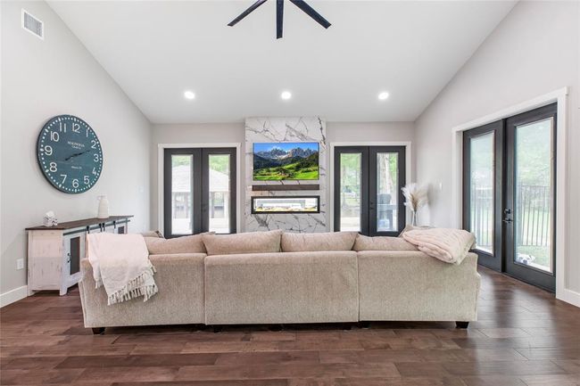50 Trail Lk, House other with 3 bedrooms, 2 bathrooms and null parking in Trinity TX | Image 13