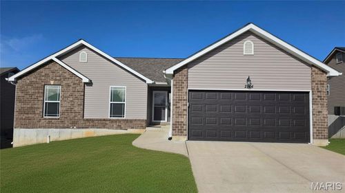 2124 Providence Park Ln, Herculaneum, MO, 63048-1714 | Card Image