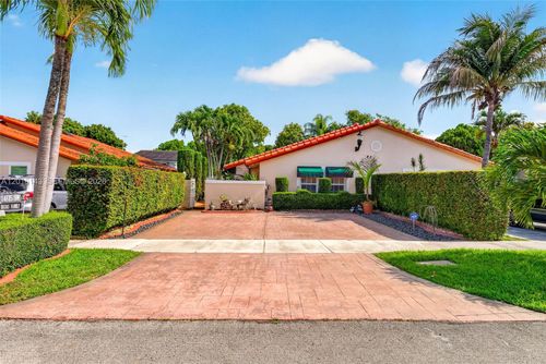 b-14815 Sw 81st St, Miami, FL, 33193-1556 | Card Image