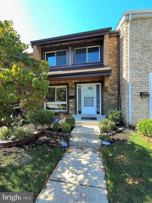 8403 Canning Ter, GREENBELT, MD, 20770-2703 | Card Image