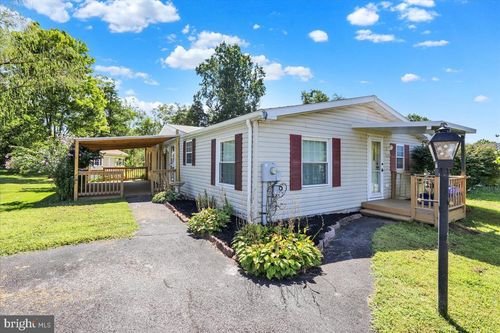 140 Heister Rd, BIRDSBORO, PA, 19508-9330 | Card Image