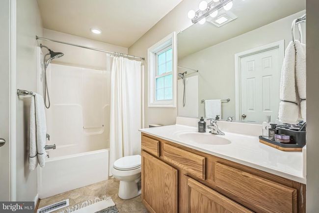 16206 Tiffany Ln, House other with 3 bedrooms, 3 bathrooms and null parking in HAYMARKET VA | Image 18