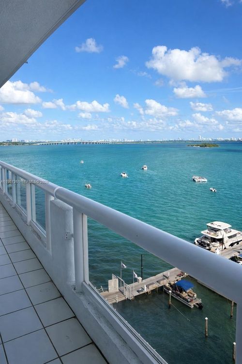 a-1132-1717 N Bayshore Dr, Miami, FL, 33132-1149 | Card Image