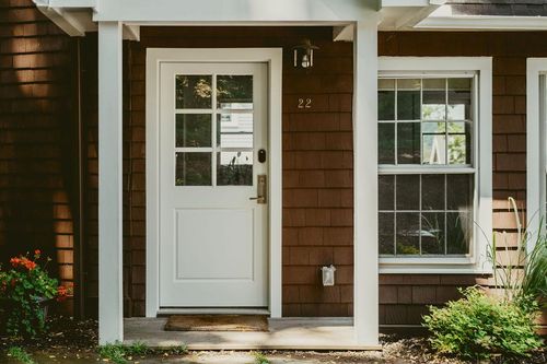 22 Corning St, Rhinecliff, NY, 12574-7003 | Card Image