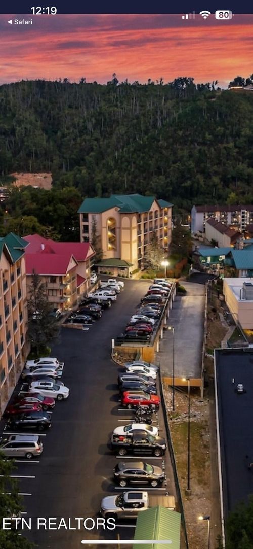 1021-110 Bon Air Dr, Gatlinburg, TN, 37738-3369 | Card Image
