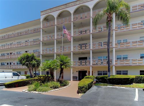 unit-103-5603 80th St N, St Petersburg, FL, 33709-5822 | Card Image