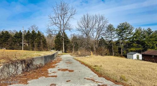 839 Cooper Lake Rd, Oneida, TN, 37841-6689 | Card Image