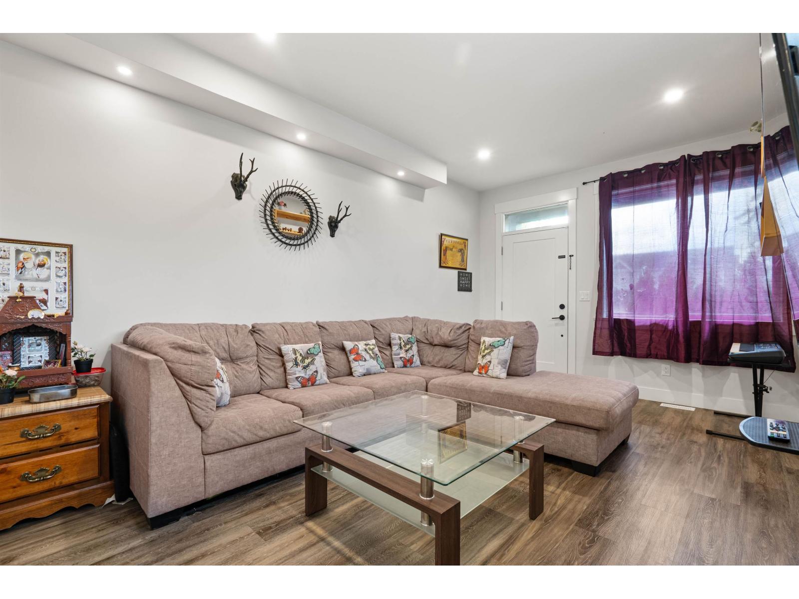 Residential in Abbotsford 4