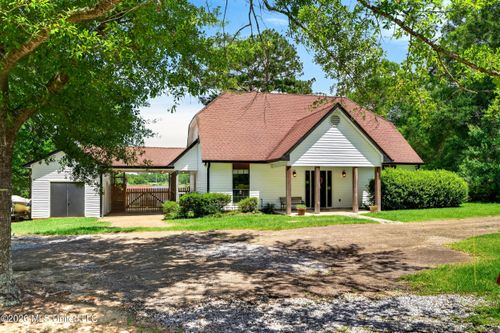 68 Bucaneer Cir, Carriere, MS, 39426-7381 | Card Image