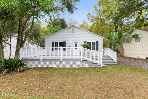 1091 Frank P Corso St, Biloxi, MS, 39530-1922 | Card Image