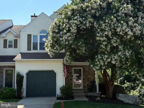 980 Glackens Ln, WILMINGTON, DE, 19808-1130 | Card Image