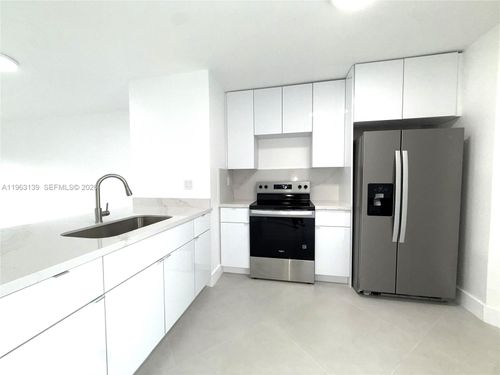 apt-313-15969 Nw 64th Ave, Miami Lakes, FL, 33014-5575 | Card Image