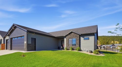 3407 Joseph St, Sturgis, SD, 57785-2773 | Card Image