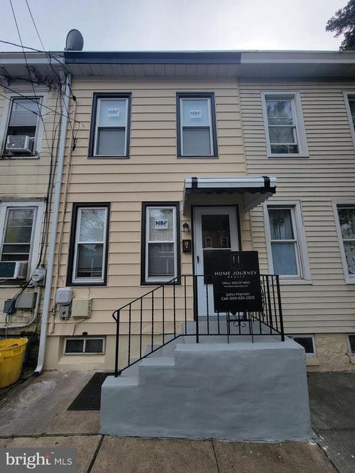 19 Landing St, Trenton, NJ, 08611-3401 | Card Image