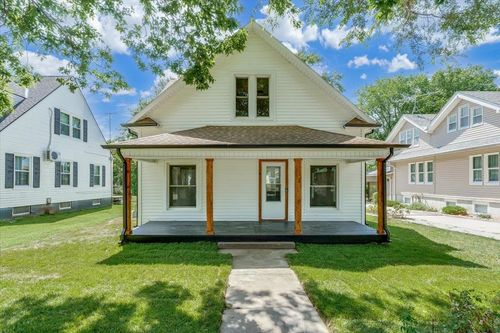 215 N Sturges St, Potwin, KS, 67123-9733 | Card Image