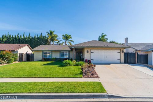 2756 Dalenhurst Pl, Simi Valley, CA, 93065-1412 | Card Image