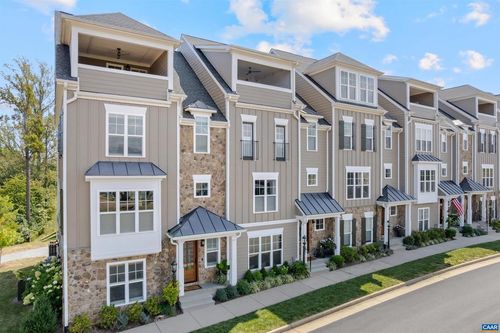 5453 Golf Dr, CROZET, VA, 22932-1528 | Card Image