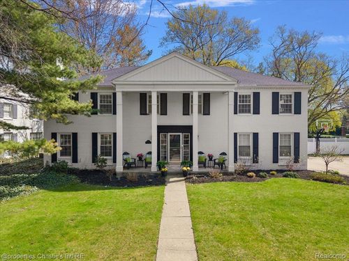 234 Lincoln Rd, Grosse Pointe, MI, 48230-1605 | Card Image