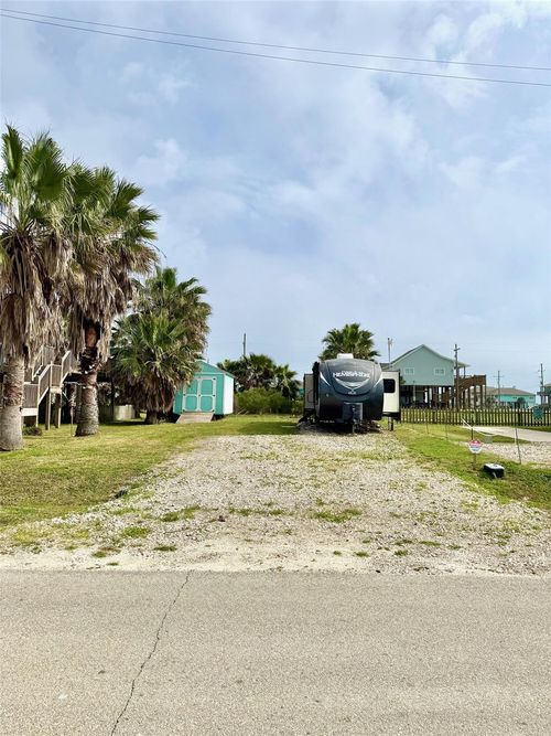 108 N Mae Circle, Crystal Beach, TX, 77650 | Card Image