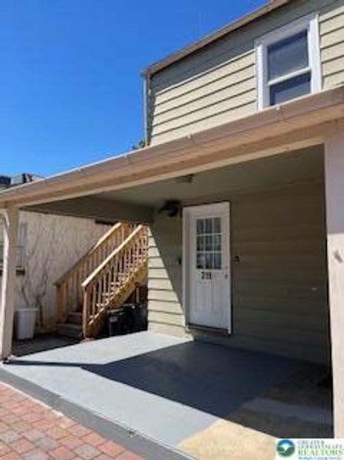 b-216 Cattell St, EASTON, PA, 18042-7604 | Card Image