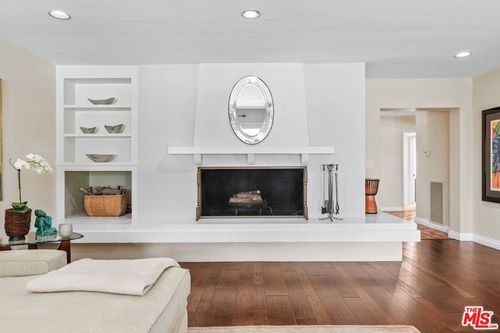 23731 Park Madrid, Calabasas, CA, 91302-1612 | Card Image