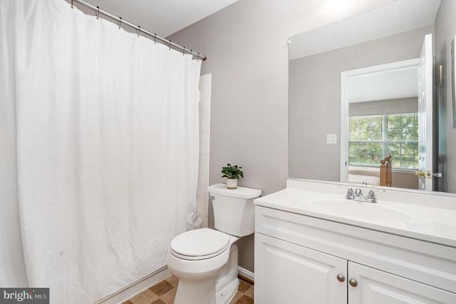 124 - 8035 Lantern Ct, Townhouse with 3 bedrooms, 3 bathrooms and null parking in MANASSAS VA | Image 16