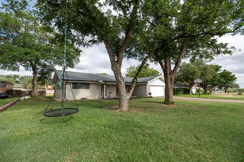 2807 Denison Ave, Snyder, TX, 79549-2428 | Card Image
