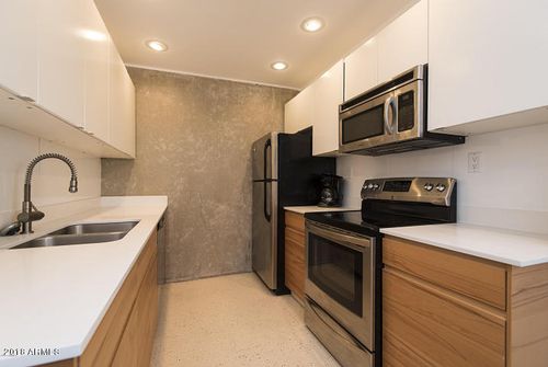 a344-7625 E Camelback Rd, Scottsdale, AZ, 85251-2105 | Card Image