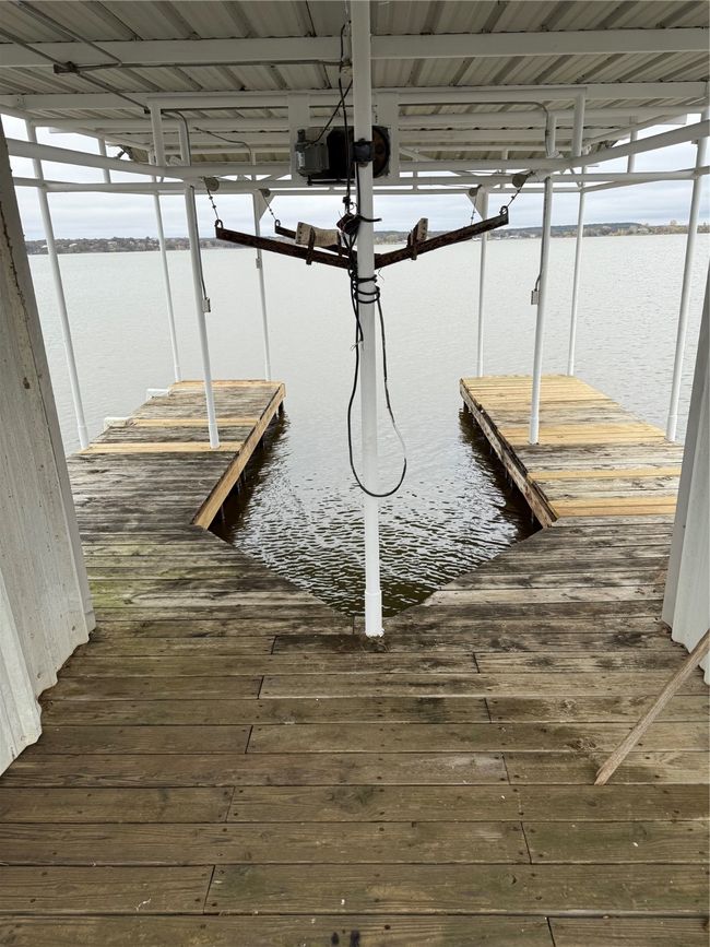 on dock looking north | Image 22