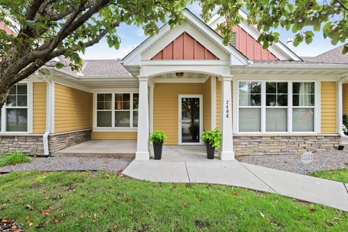 2406 39th Ave Ne, Saint Anthony, MN, 55421-4205 | Card Image