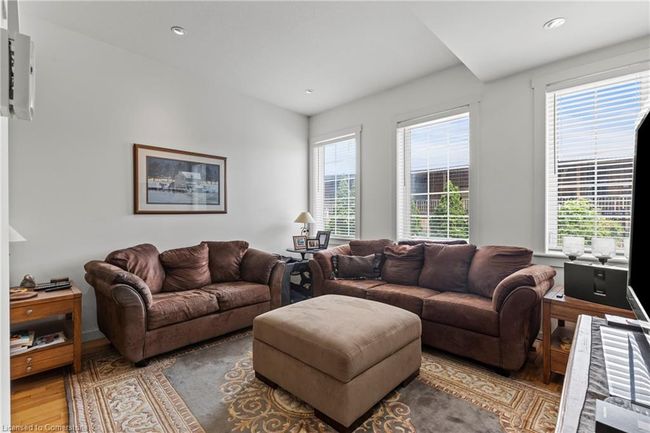 1 - 49 Ontario St, House attached with 1 bedrooms, 2 bathrooms and 1 parking in Grimsby ON | Image 5