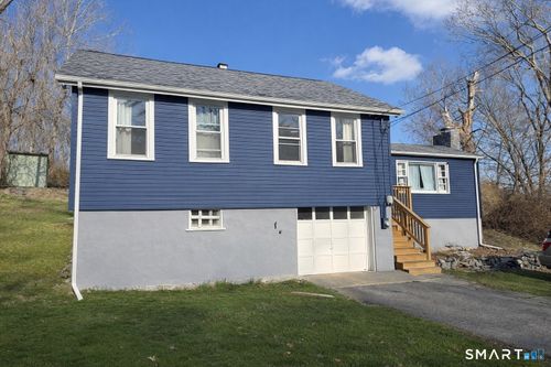 226 Pumpkin Hill Rd, Mystic, CT, 06355-1119 | Card Image