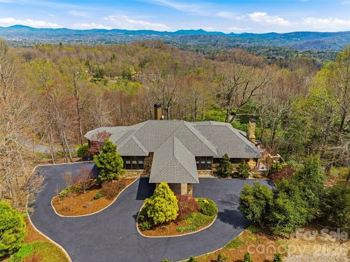 1000 Mcfarlane Way, Hendersonville, NC, 28739-8936 | Card Image