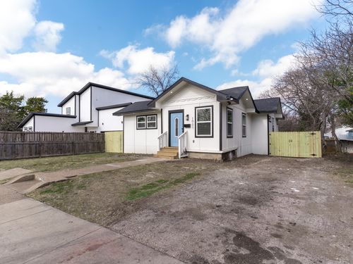 1007 Strickland St, Dallas, TX, 75216-1215 | Card Image