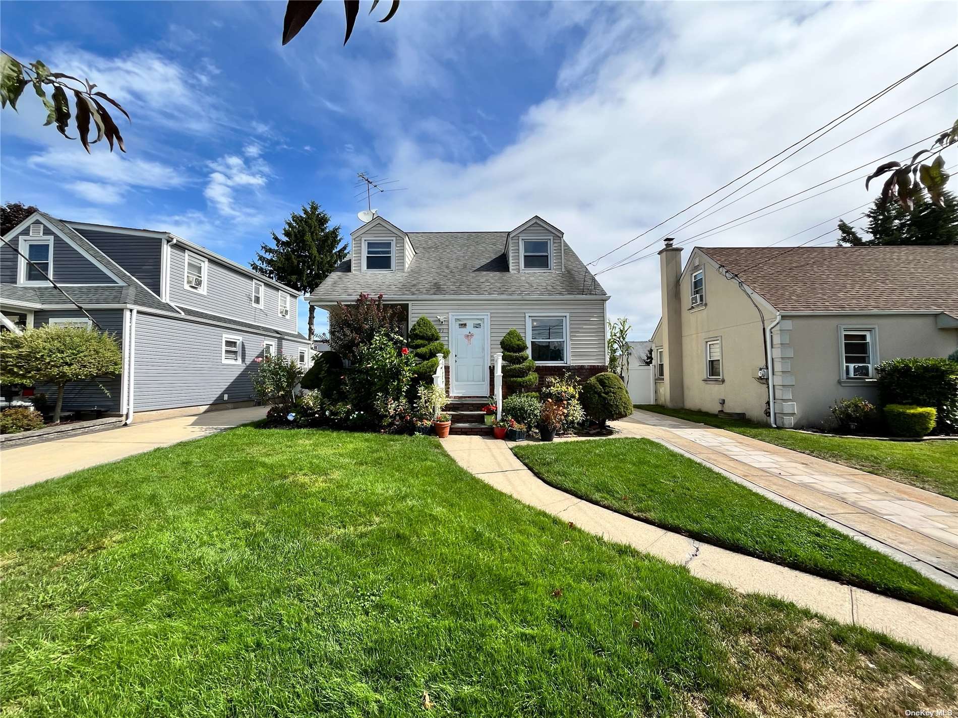 Marvin Ave, Uniondale, NY 11553