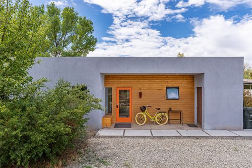 1713 A Montano, Santa Fe, NM, 87505 | Card Image