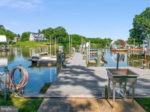 1207 Bayview Ct, Edgewater, MD, 21037-4314 | Card Image