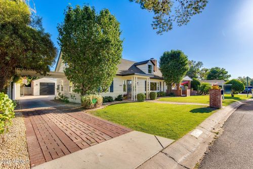 3445 E Oregon Ave, Phoenix, AZ, 85018-1527 | Card Image